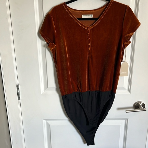 Jackson Rowe bodysuit - Picture 1 of 1